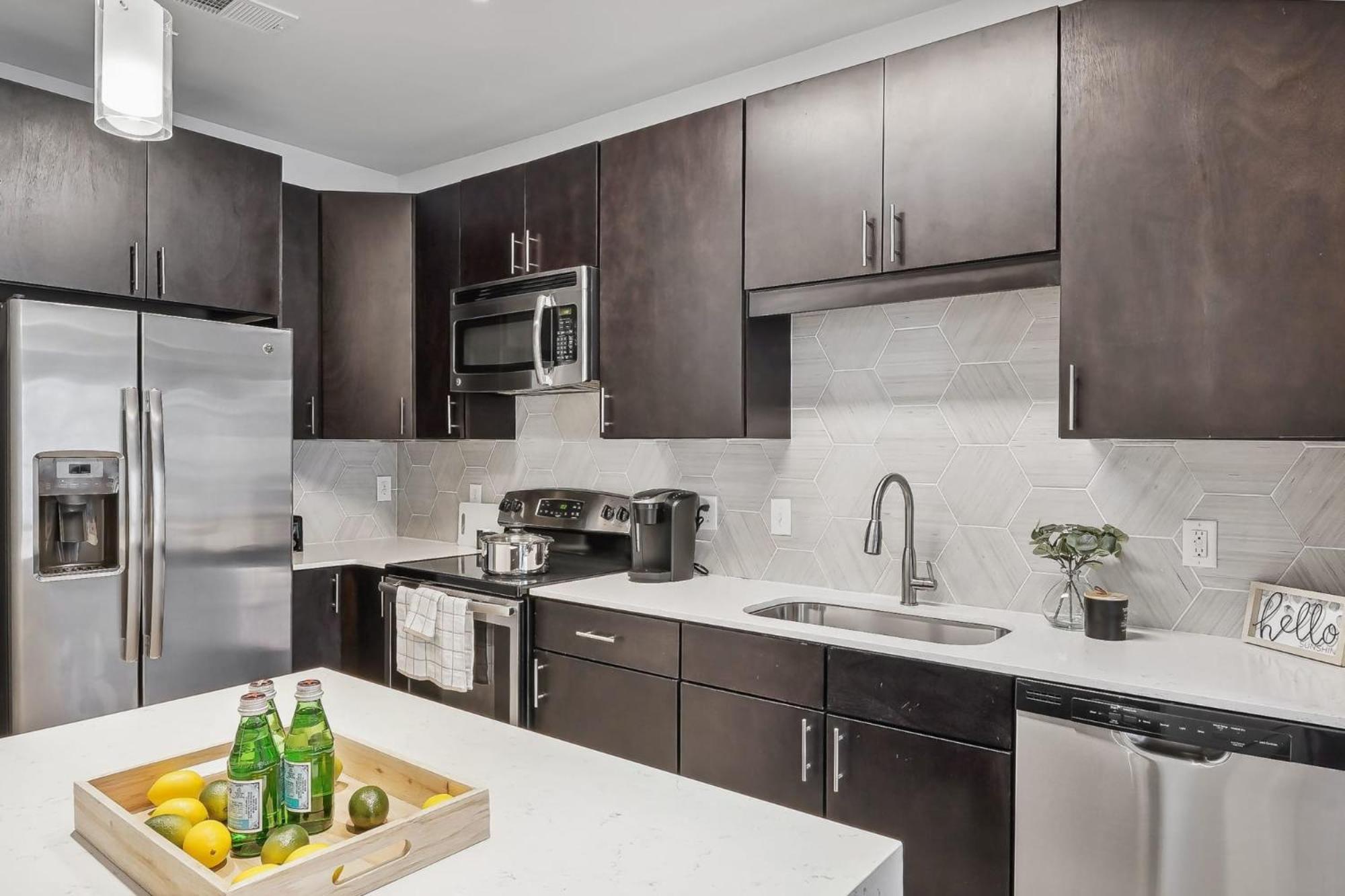 Premium Apartments And Studios At Midtown 205 In Charlotte Zewnętrze zdjęcie